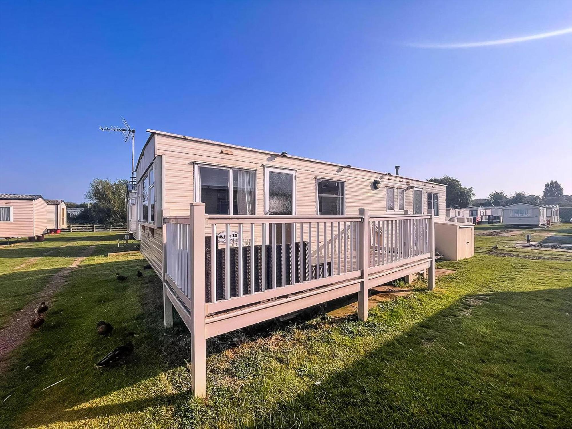 6 Berth Caravan For Hire By The Beach In Heacham, Norfolk Ref 21038C Exterior foto